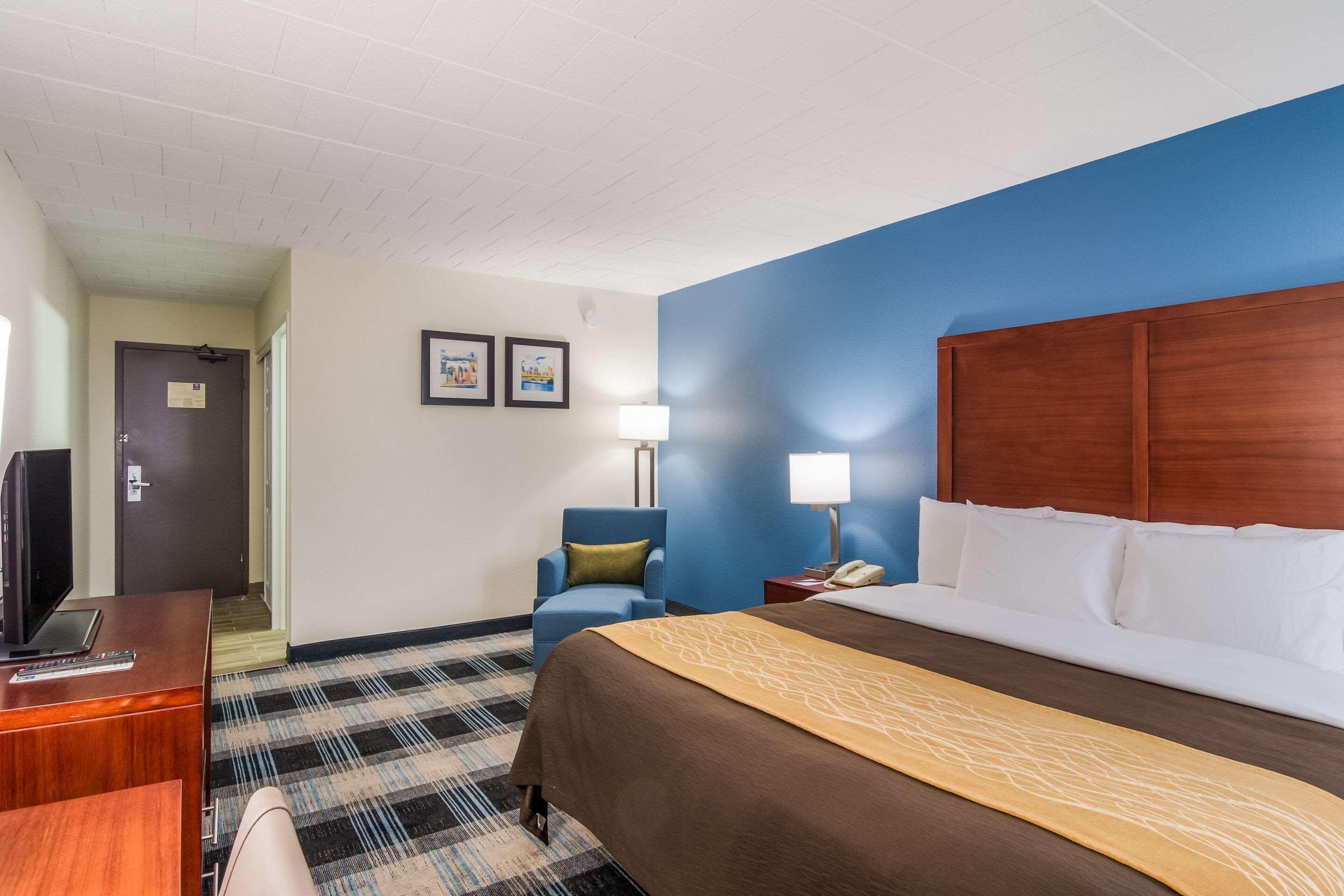 Mainstay Suites Verona Экстерьер фото