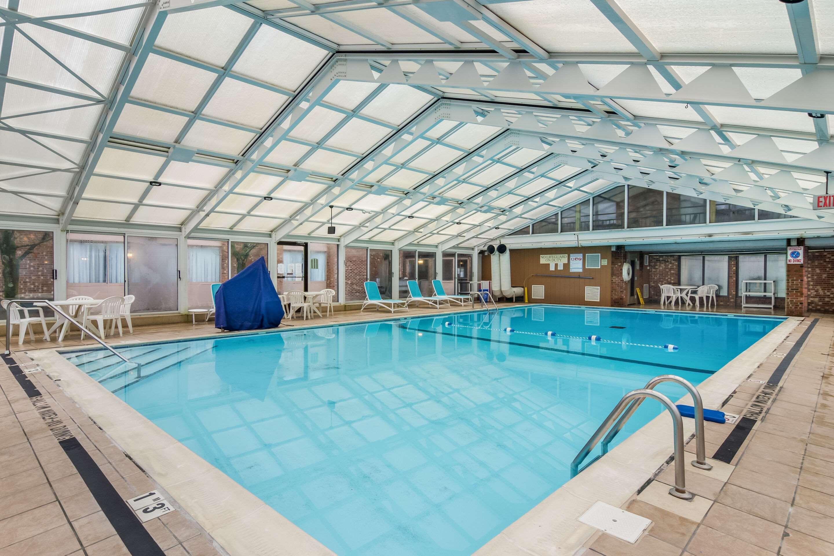 Mainstay Suites Verona Экстерьер фото