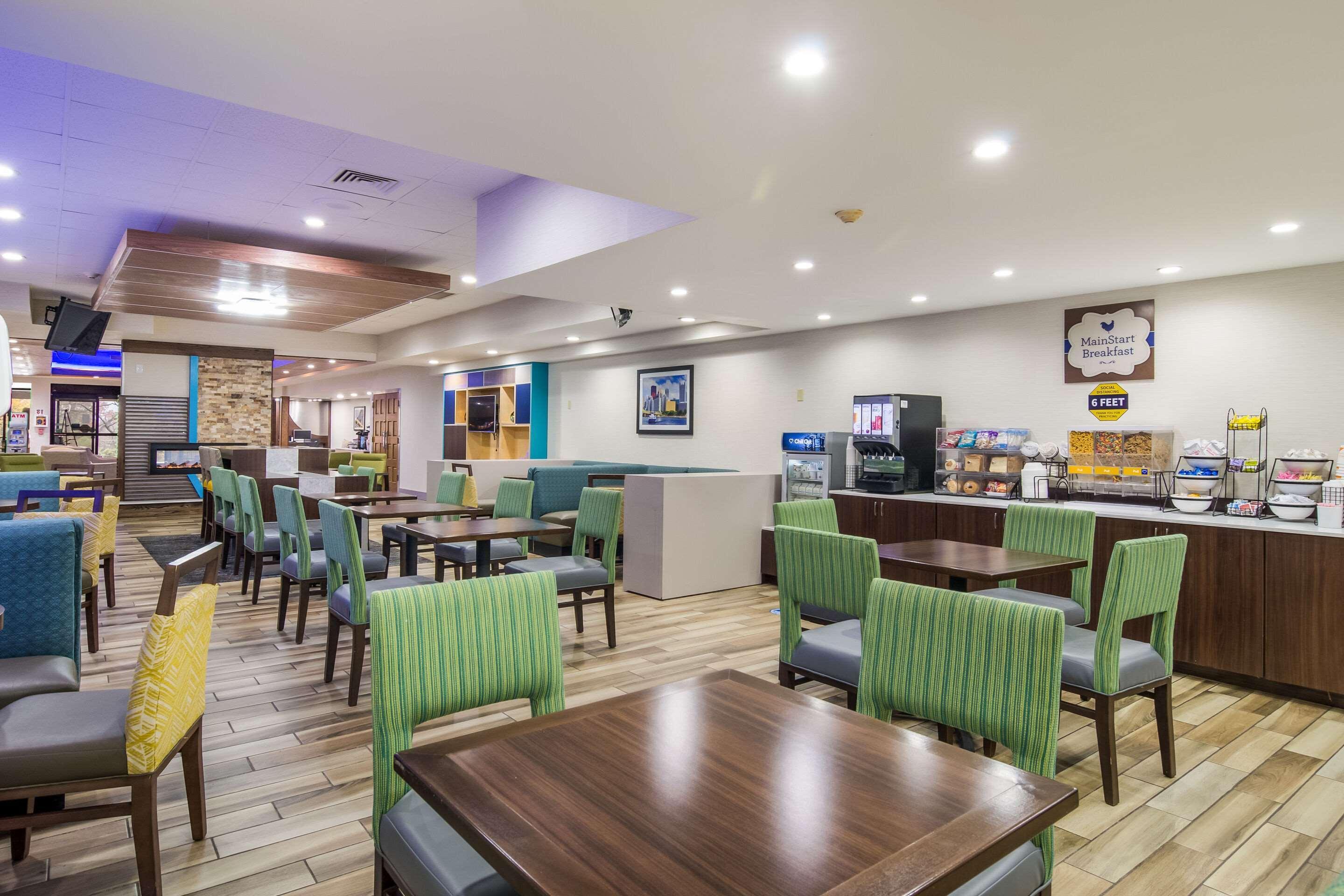 Mainstay Suites Verona Экстерьер фото