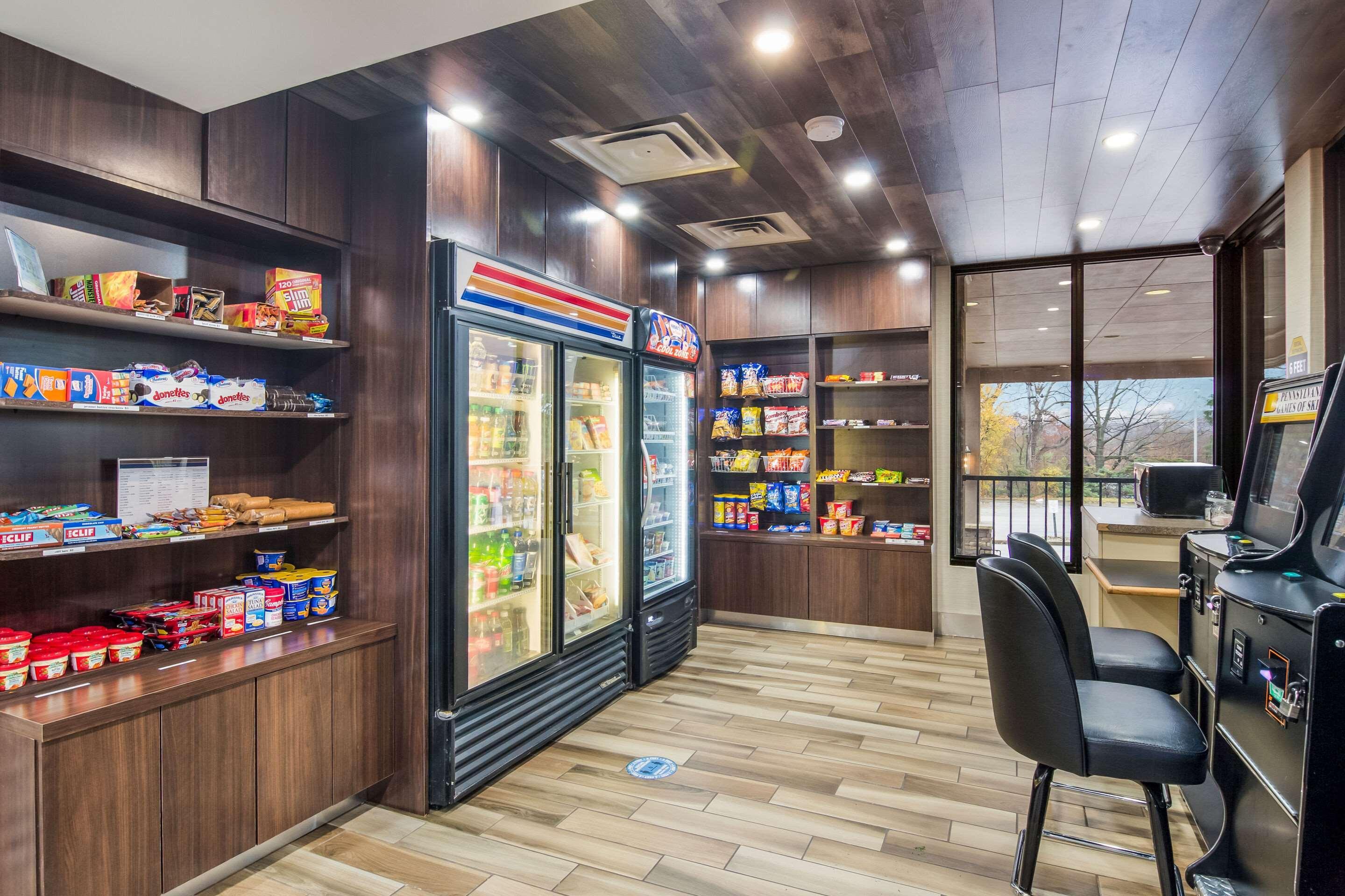 Mainstay Suites Verona Экстерьер фото